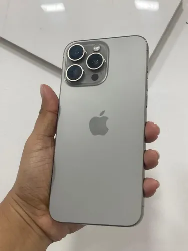 iPhone 15 pro Max 256 GB 