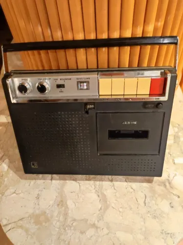 Rádio gravador sharp RD-403