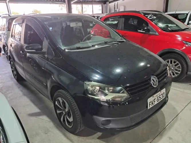 Volkswagen Fox 1.0 MI Total Flex 8V 5P 2014