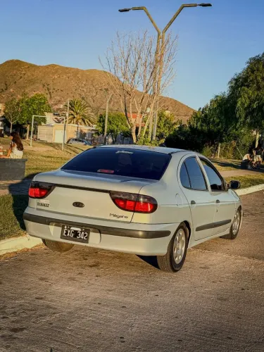 Renault Megane Sedan Rt/alize 1.6 16V 2001