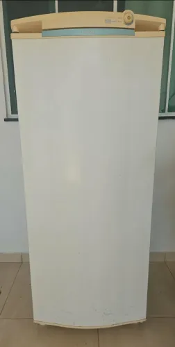 Geladeira com defeito