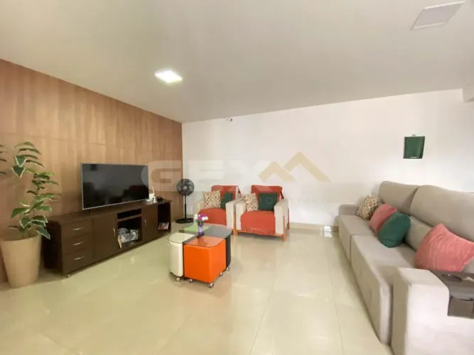 Apartamento à venda no bairro Esplanada, 3 quartos, 1 suíte e 2 vagas.