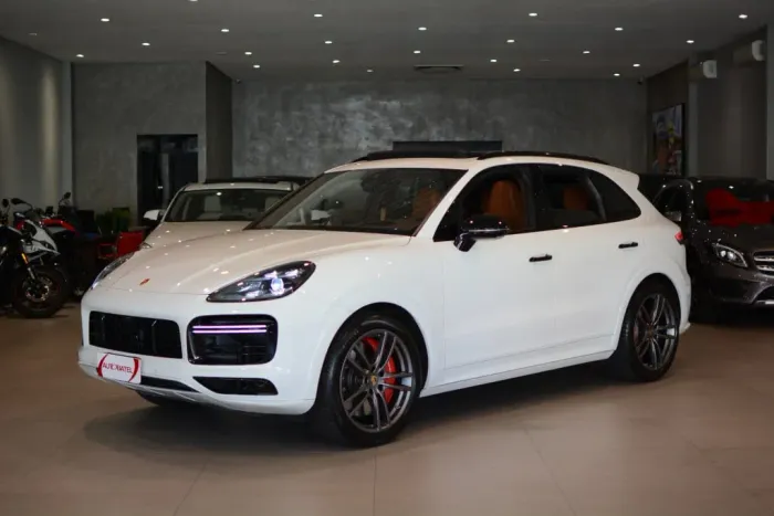 Porsche Cayenne Turbo 4.0 V8 550cv 2023