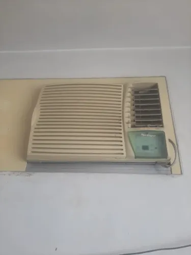 Ar condicionado de janela Springer Silentia 12.300 btus frio RARIDADE