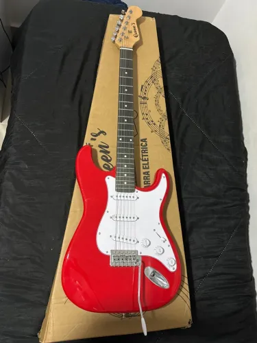 GUITARRA QUEEN (usada poucas vezes e em perfeito estado)