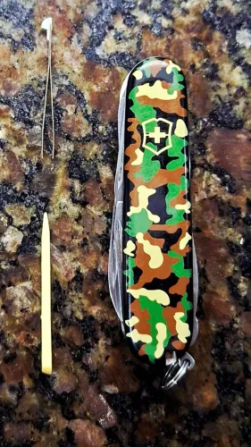 Canivete suíço legítimo Victorinox Huntsman camuflado 15 funções