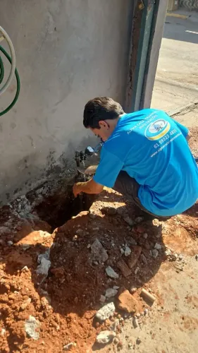 Caça vazamento bombeiro hidráulico e encanador atendimento 24 horas na região