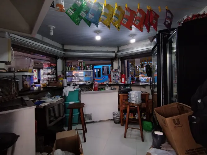 ? VENDE-SE PONTO COMERCIAL - QUIOSQUE NO CENTRO DA PALHOÇA ?  ? 