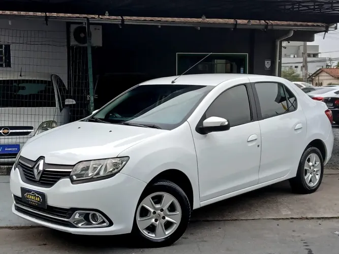 Renault Logan Dynamique Hi-flex 1.6 8V 4P 2014