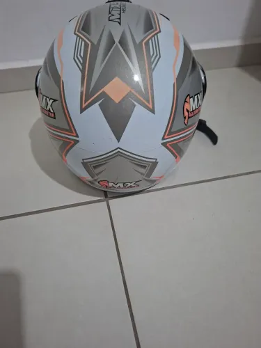 Capacete robocop 