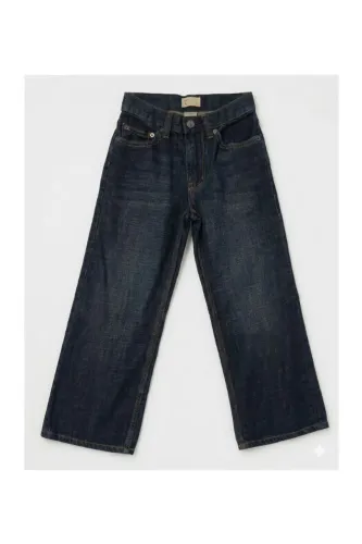 Calça jeans infantil GAP - Veste Criança de 4/5 anos