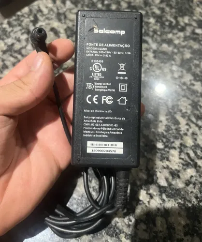 Fonte Original Salcomp S13A00 65W 19V 3,42A Notebook