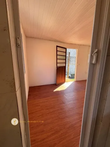 Apartamento com 2 Quarto(s) e 1 banheiro(s) para Alugar, 50 m² por R$ 850 / Mês