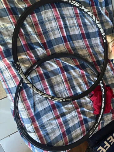 Roda aro 29 absoluto e hawks