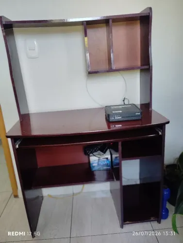 Rack de computador para doação