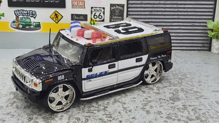 Jada toys 1:24 - Hummer Police 2003