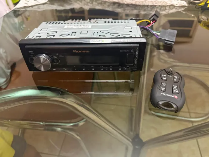 Pioneer MVH-X7000BR Bluetooth + Controle Stetsom