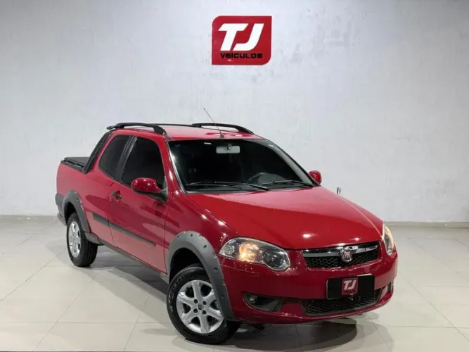 Fiat Strada Trekking 1.6 16V Flex CD 2013