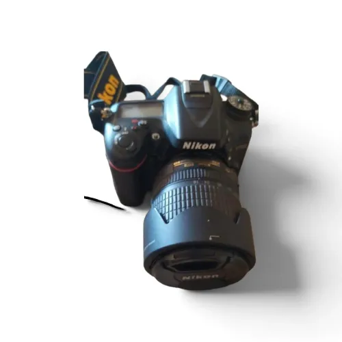 NIKON D7100 (kit original)