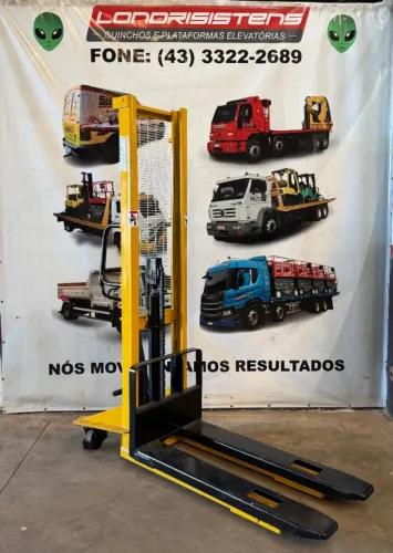 EMPILHADEIRA  MANUAL 1000 KG | ELEVAÇÃO ATÉ 1,60 M