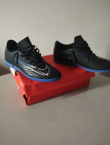 Chuteira futsal nike Phantom GX seminova