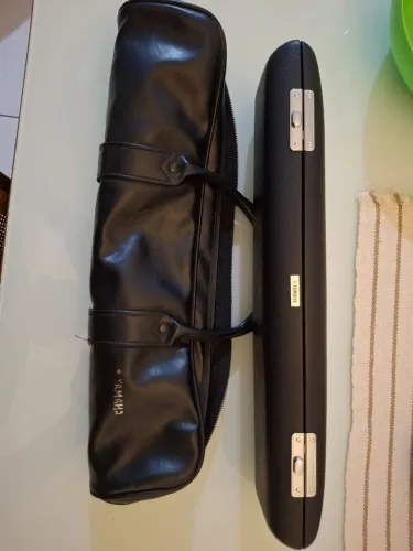 Flauta Yamaha Silver 411 (cabeça inteira de prata maciça)