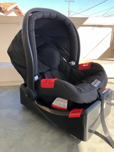 Bebê Conforto Burigotto Touring Evolution com Base (até 13 kilos)