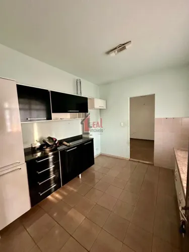 Casa para Locação em Presidente Prudente, SANTA PAULA, 3 dormitórios, 1 banheiro, 1 vaga