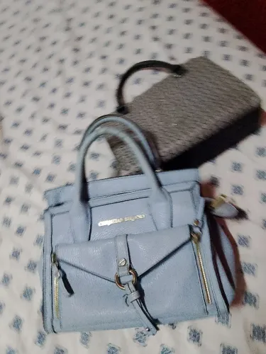 Vendo bolsas de mão original 