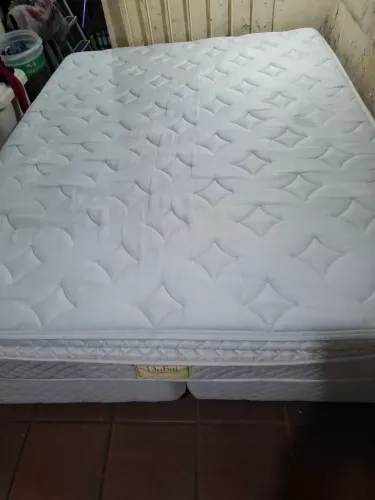 Box bipartido queen e colchão Queen sleep confort 1.58x1.98
