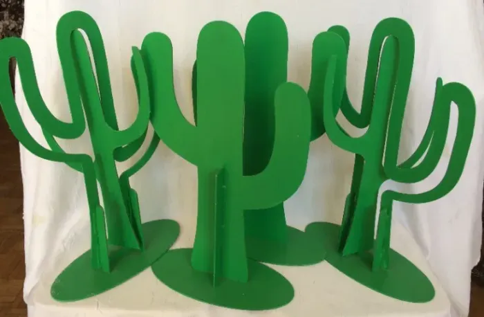 Cactus conjunto de 3 unidades em mdf decorativo
