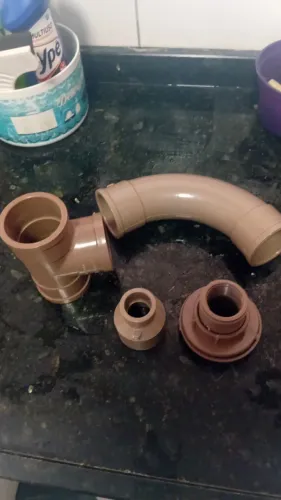 Vende-se conexões para cano de 50 mm