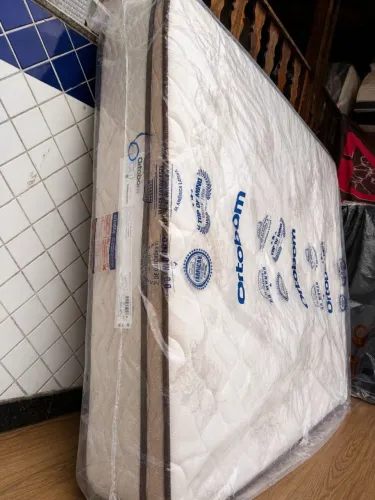 Colchão queen Ortobom luxo, sem uso Aceito cartão e entrego