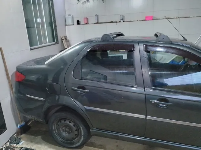 Fiat Siena EL 1.0 MPI Fire Flex 8V 4P 2013