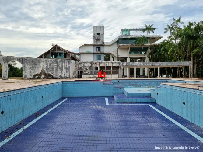 Casa de Luxo 700m² com 8.500m² de Terreno e Rampa para o Rio / Residencial Lagoa Bella/As 