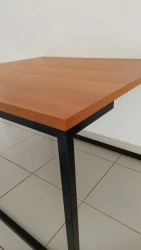 Mesa de escritório.