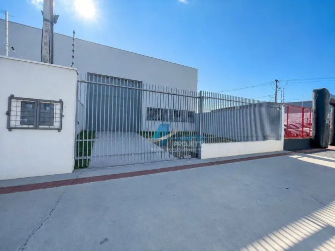 Barracão para alugar com 210 m² na Av. São João - Região Leste Londrina