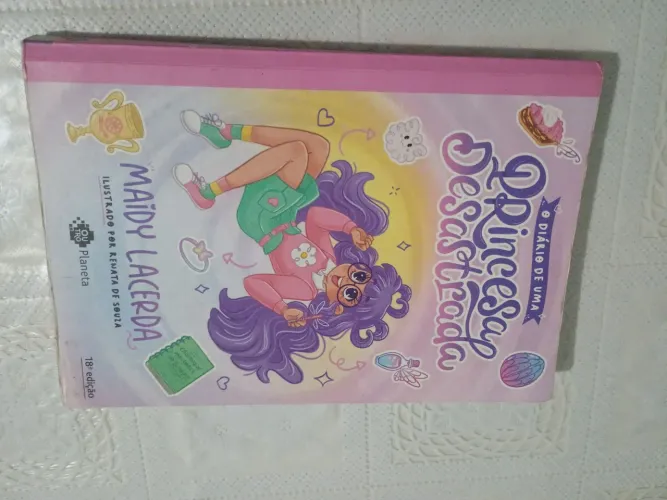 Princesa desastrada (Spoiler: Ela não e nada perfeita, mas e impossível não se apaixonar )