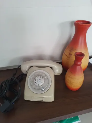 Telefone de antiguidade funcionando