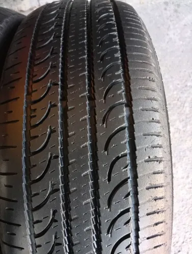 PNEUS 225/65/17 YOKOHAMA,$275, CADA