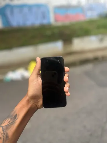 Celular moto e6i