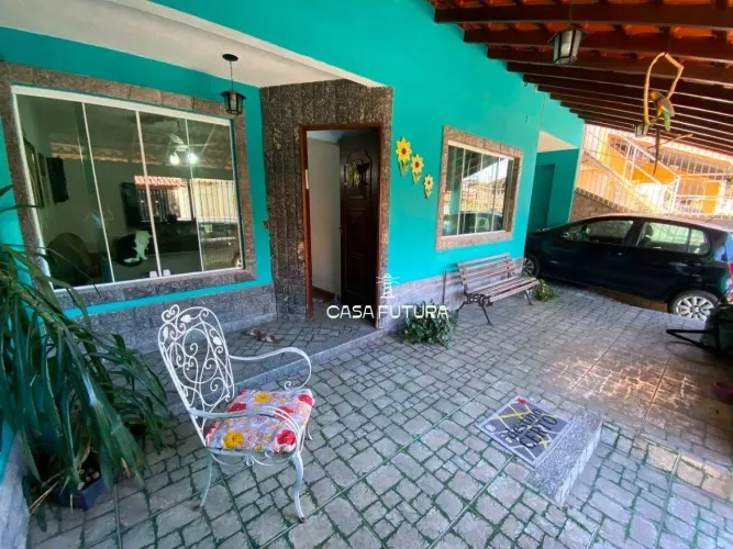 Casa com 4 dormitórios à venda, 255 m² por R$ 480.000,00 - Volta Grande - Volta Redonda/RJ