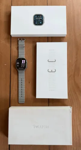 Apple Watch Ultra 2 titânio 49mm GPS