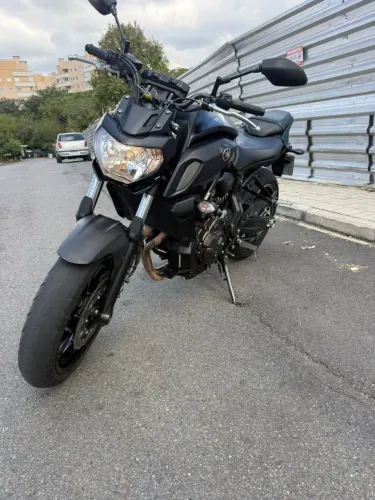 YAMAHA MT-07