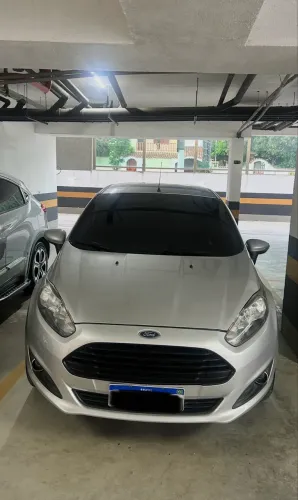 Ford Fiesta 1.6 16V Flex Aut. 5P 2014