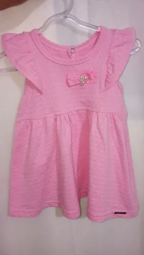 Lote roupas P e M desapego