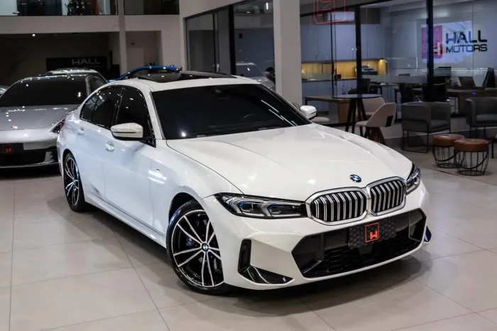 BMW 320I A 2.0 TB M Sport Activeflex 16V 4P 2023
