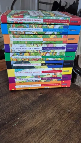 Coleção Livros A casa na Árvore