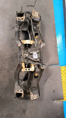 Quadro agregado dianteiro Subaru Impreza 2008 a 2011 2.0