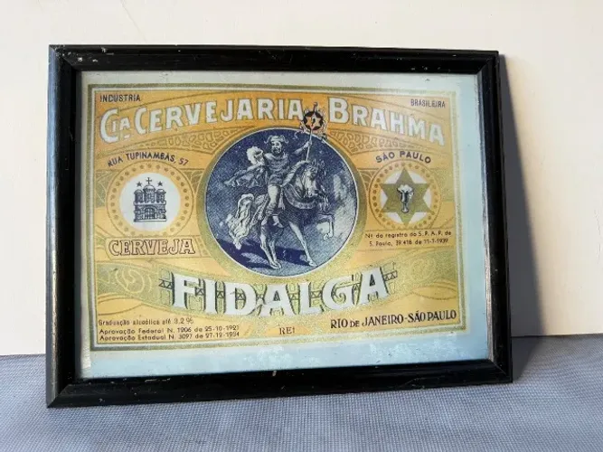 Quadro moldura retro com tema cervejaria antiga - medidas 35 x 27